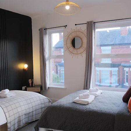 Bee Stays - Pickmere House Warrington Buitenkant foto