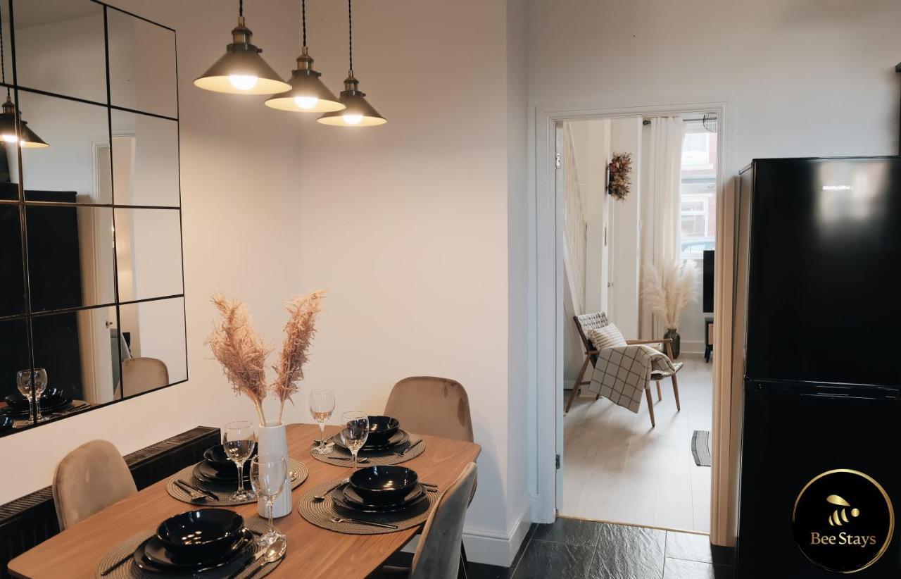 Bee Stays - Pickmere House Warrington Buitenkant foto